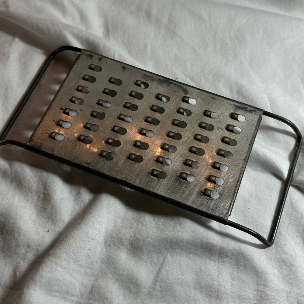 Vintage Wonder Shredders Stainless Steel Handheld Flat Cheese Grater Set Rustic